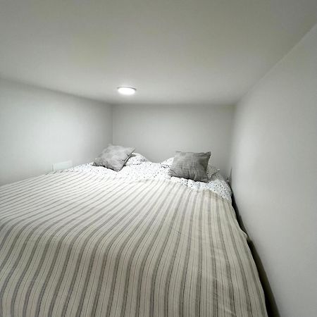 Scandinavian Loft 1Br Apartment Near City Centre Турку Екстериор снимка